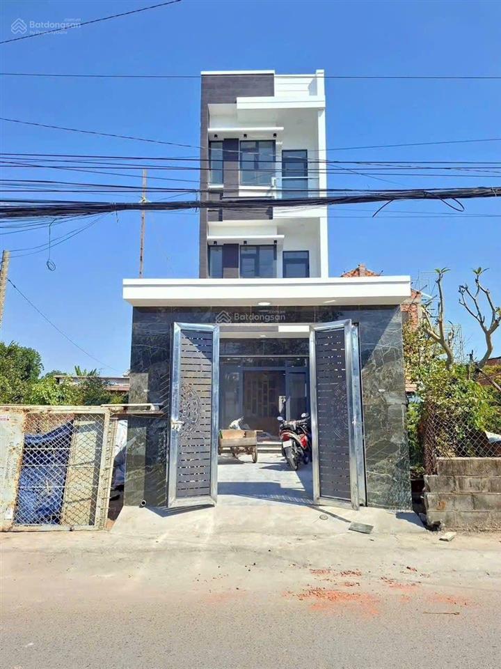 Giá 7ty090 .bán nhà mặt tiền đào duy từ, đông hoà , dt 120m2 có 60m tc .