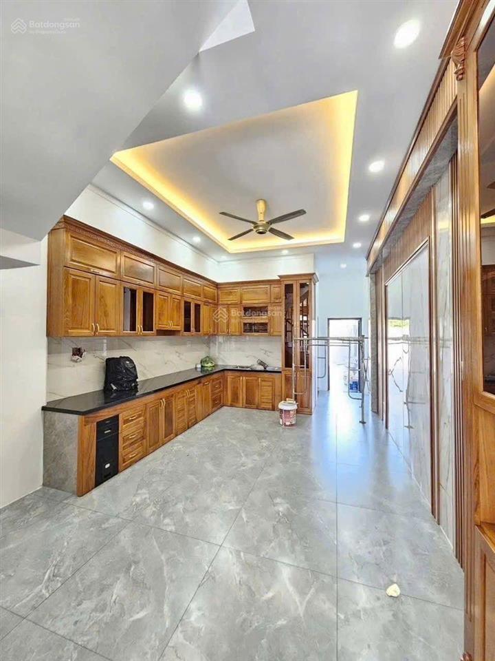 Giá 7ty090 .bán nhà mặt tiền đào duy từ, đông hoà , dt 120m2 có 60m tc .