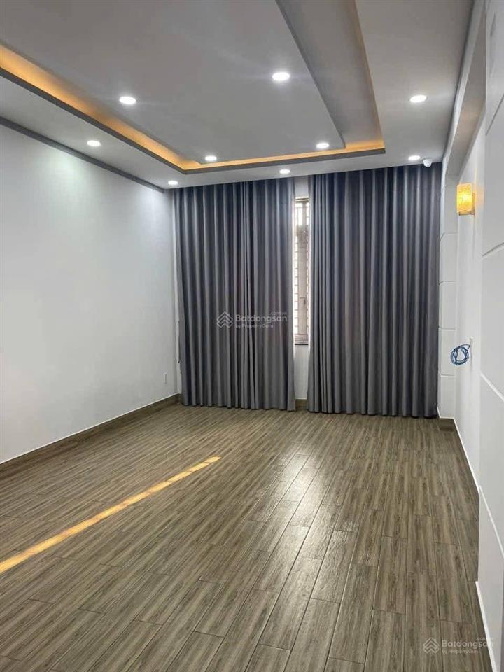 Giá 7ty090 .bán nhà mặt tiền đào duy từ, đông hoà , dt 120m2 có 60m tc .
