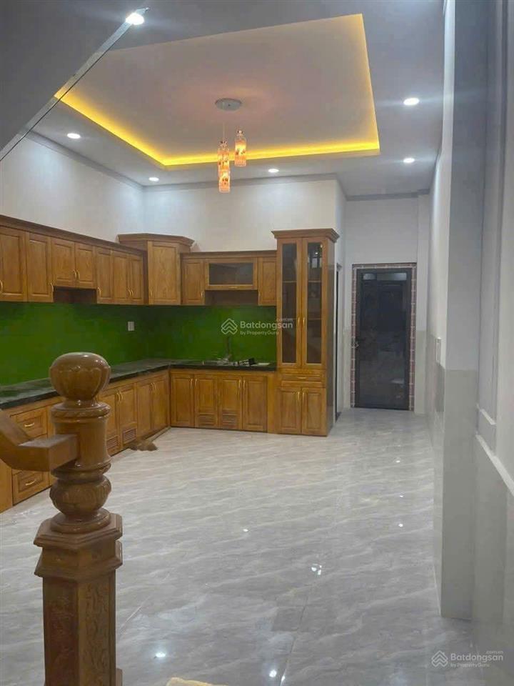 Giá 7ty090 .bán nhà mặt tiền đào duy từ, đông hoà , dt 120m2 có 60m tc .