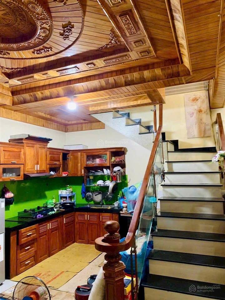 Bán khẩn cấp  nhà mặt tiền chợ đường trần quang diệu, dĩ an (gần ngã 6 an phú) giá bán 8tỷ 050tr