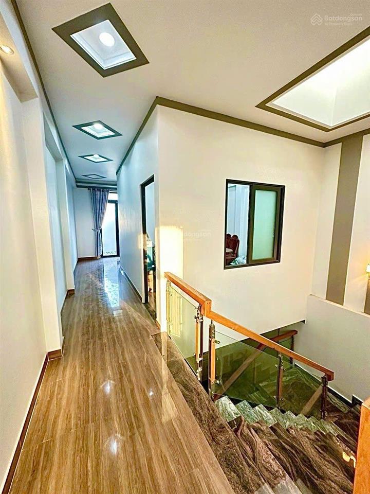 Bán nhà mặt tiền đuờng lê thị trung kinh doanh sầm uất an phú thuận an. dt 124m nhà 1trệt 3lầu