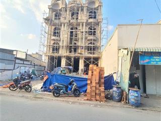 Bán nhà 1 trệt 3 lầu mặt tiền đường đông tác tân đông hiệp dĩ an. nhà đang hoàn thiện giá 7,55 tỷ