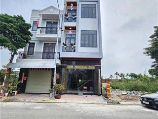 Bán nhà tân đông hiệp đẹp dĩ an * hcm nhà thiết kế hiện đại, 4 phòng ngủ + 1 phòng thờ + 5 wc