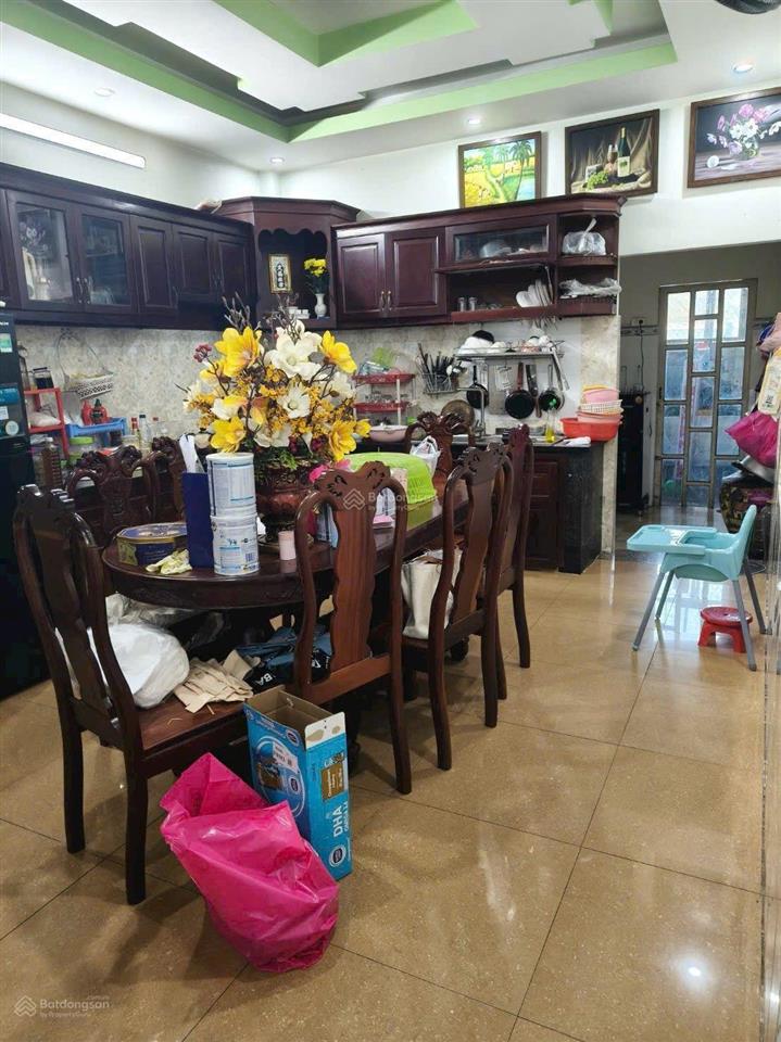 Bán nhà kdc toa xe lửa lý thường kiệt phường dĩ an, tp dĩ an, bình dương.
dt 72m, thổ cư 