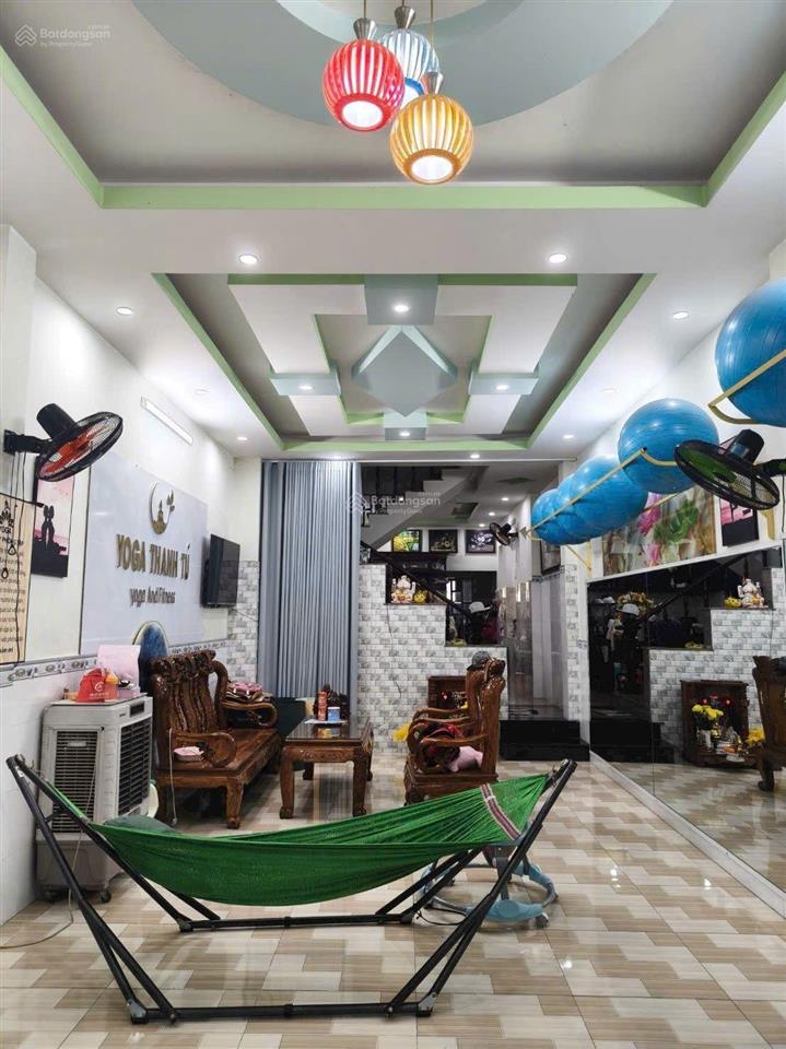 Bán nhà kdc toa xe lửa lý thường kiệt phường dĩ an, tp dĩ an, bình dương.
dt 72m, thổ cư 