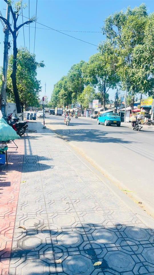 Chuyển nhượng lô đất mặt tiền đuờng hai bà trưng dĩ an. dt 911m
giá bán 31tỷ  0398