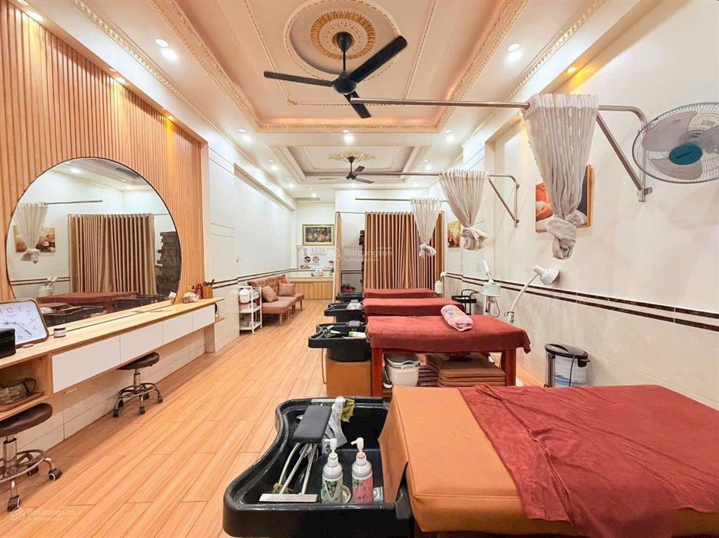 Nhà phố 4 tầng lầu mặt tiền đường võ thị sáu, đông hoà  dĩ an dt 105m2 (4,5x23m) hoàn công đầ