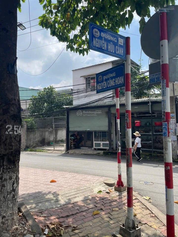 Chính chủ nhờ bán. giá 4ty440 khá mềm lô đất nguyễn công hoan. gần nguyễn hữu cảnh 50m
 vị tr
