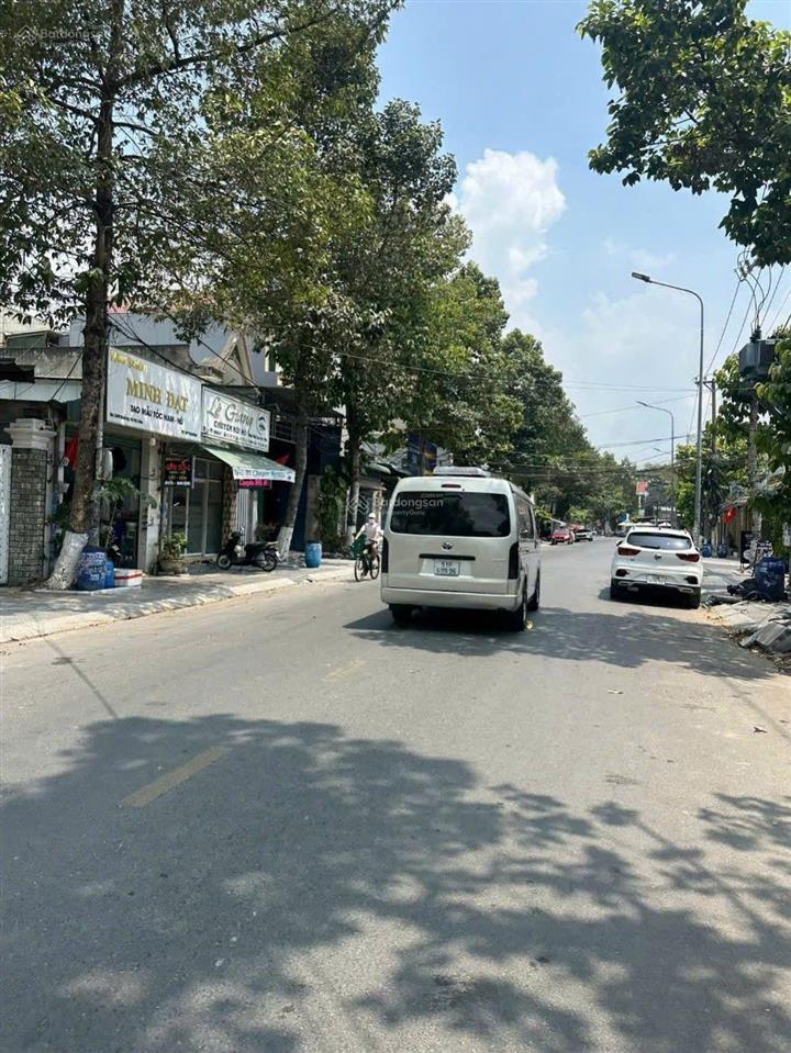 Bán lô đất mặt tiền võ thị sáu đông hòa tp hcm
mua xây biệt thự vip.dĩ an.tphcm.
dt .368.7m nga