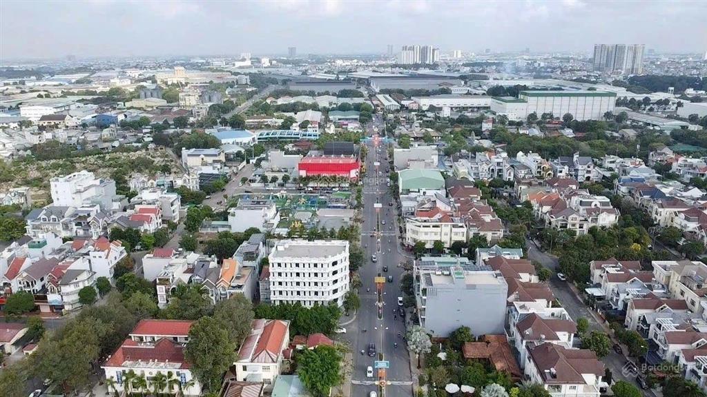 . giá tuyệt chủng . bán gấp giá bán trong tuần bán nhà góc hai mặt tiền rẻ nhất khu trung
