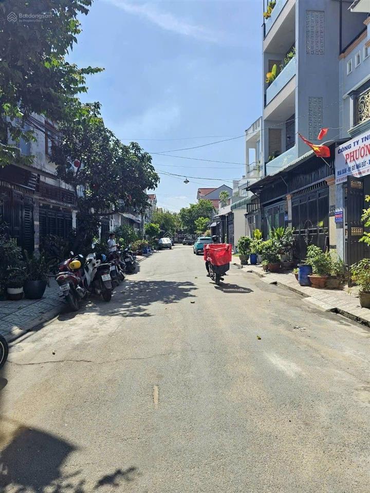 4tỷ640.bán nhà 1trệt 1lầu gần đại học quốc gia tp hcm. chợ đông hoà 800m
diện tích 60,5m full
