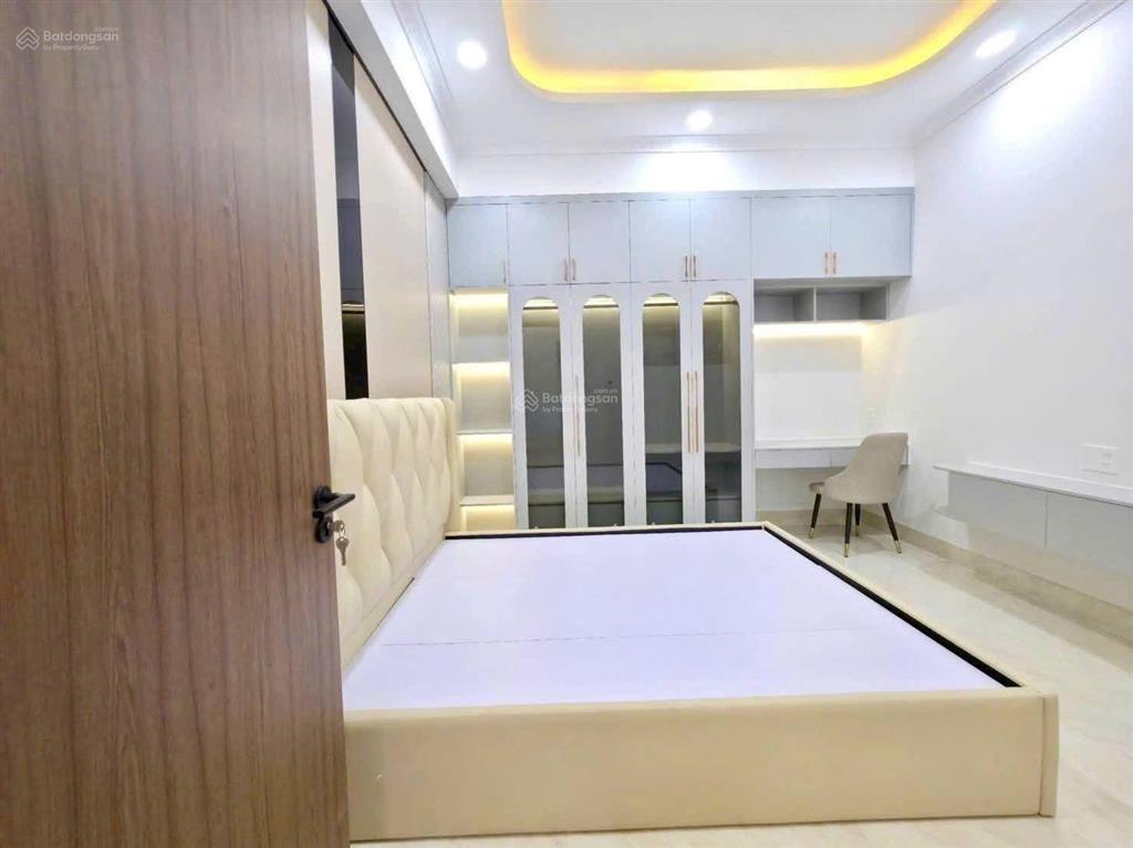 Nhà phố hoàn công view làng đại học 8,5 tỷ tp. hcm  vị trí kdc đông hòa p. đông hòa tp. hcm