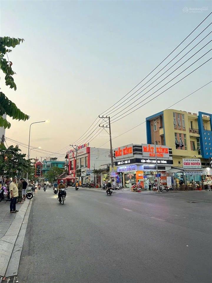 Bán gấp toà nhà góc 2 mặt tiền lê văn quới, p. bình hưng hòa, quận bình tân.  diện tích 13 x 25m