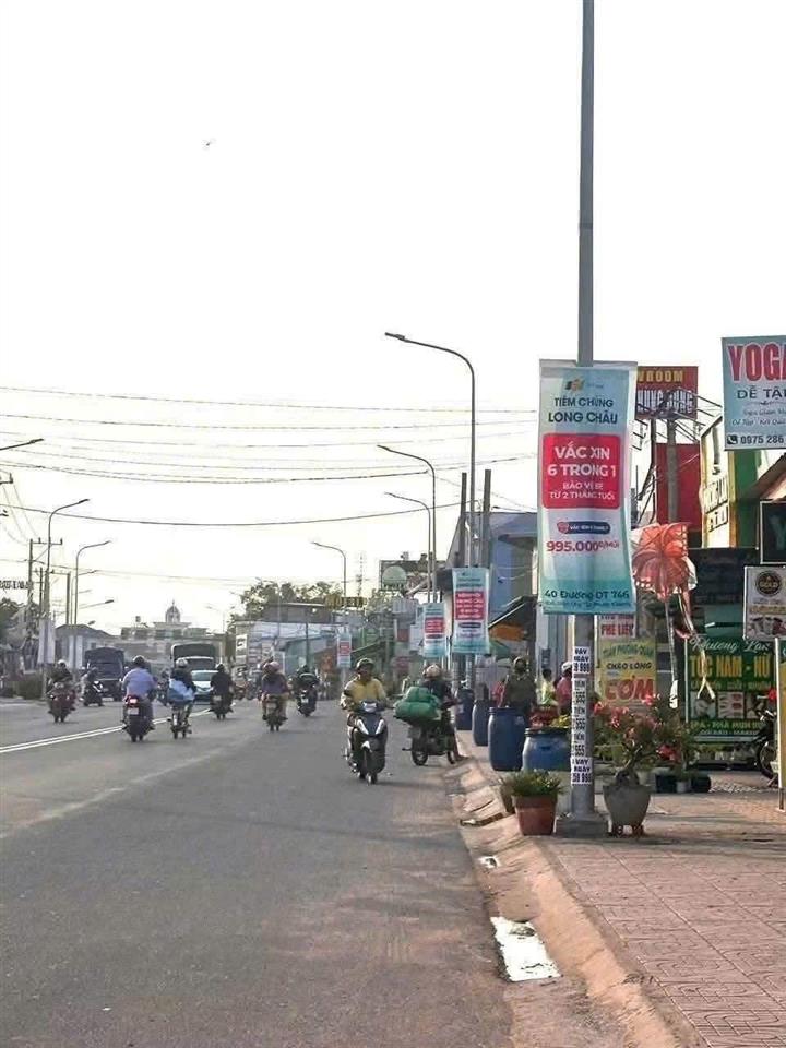 Cần bán quỹ đất mặt tiền đường lê thị trung thuận an. gồm khu nhà trọ có 60 phòng + 1 quán nhậu