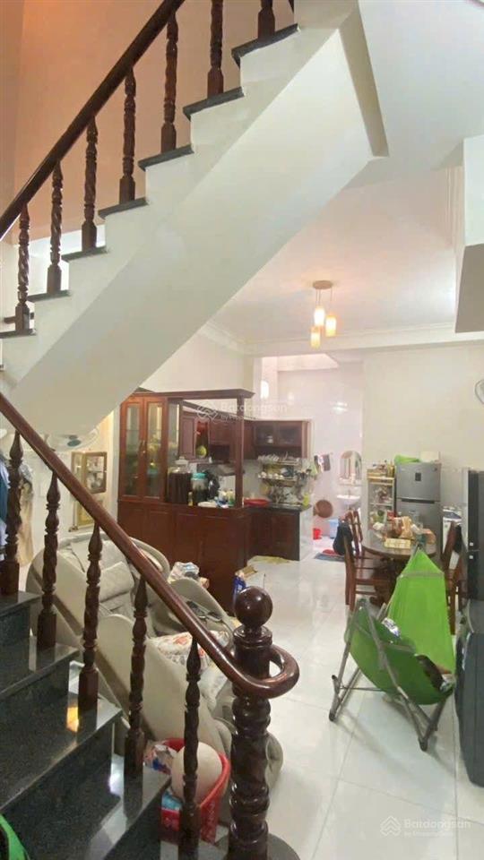 Nhà mặt tiền trệt 2 lầu + dãy trọ dòng tiền mặt tiền kinh doanh buôn bán mặt tiền đường
