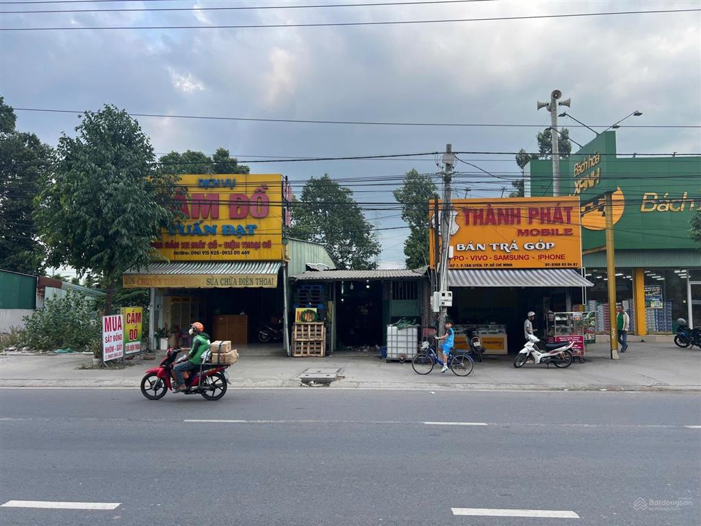 Chủ gửi bán mặt tiền kinh doanh mặt tiền dt747b gần cây xăng kim hằng phường uyên hưng tân uyên mới