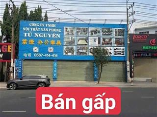 Giảm 1 tỷ dt743 cách vòng xoay an phú 300m, đối diện chung cư techco, khu buôn bán sầm uất