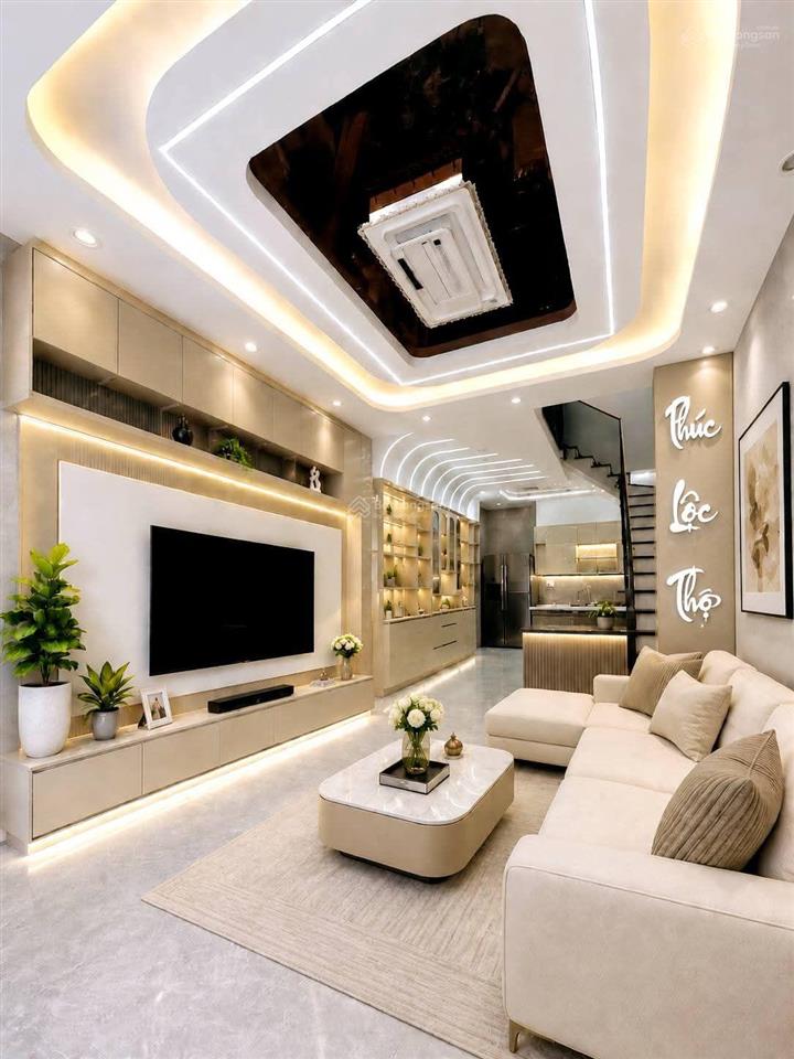 Mặt tiền nguyễn hiền nhà đẹp full nội thất, vừa ở vừa kinh doanh 1 trệt 3 lầu 1 tum