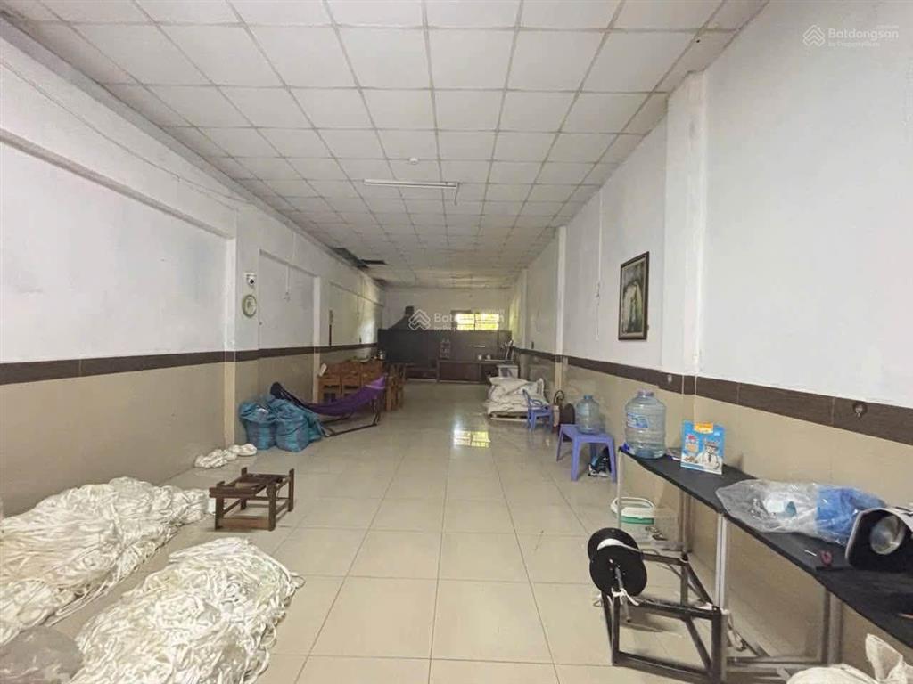 Ngộp nặng.cần bán xưởng trên đường dt743 bình đức bình hoà, thuận an bình dương. diện tích 3246m2,
