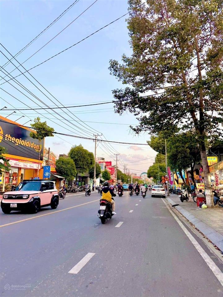 Hàng hiếm có bán lô đất mặt tiền trần hưng đạo phường đông hòa tp dĩ an diện tích 1816m2 ngang 20m