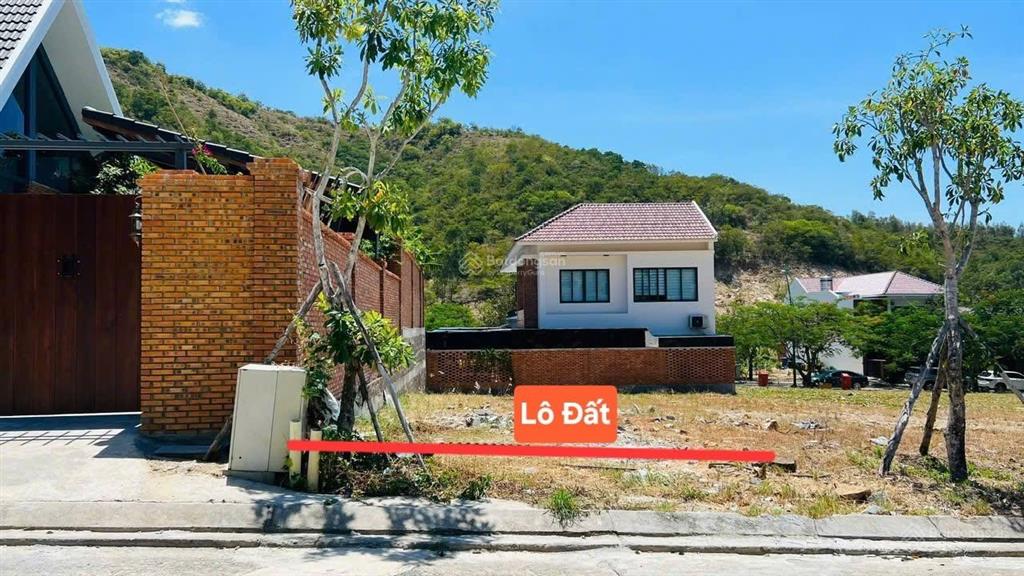 Lô đất biệt thự biển đẳng cấp tại nha trang, khánh hòa 275m2, giá chỉ 24,5 trđ/m2