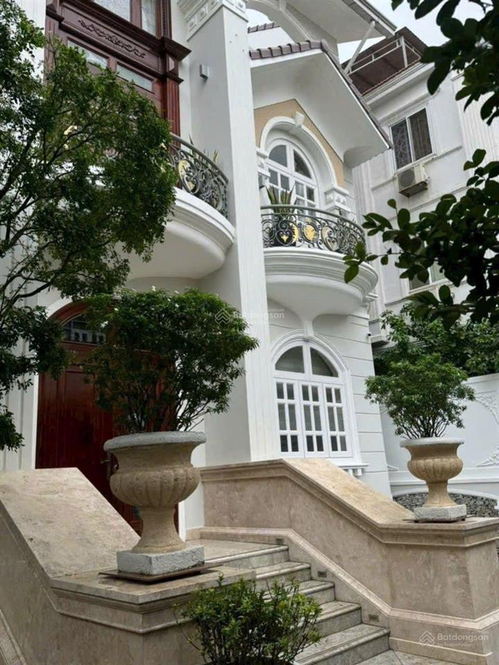 Siêu phẩm biệt thự mt đường 10m dt 303,7mgiá chỉ 69ty  tt phường an khánhq2 tp thủ đức tphcm