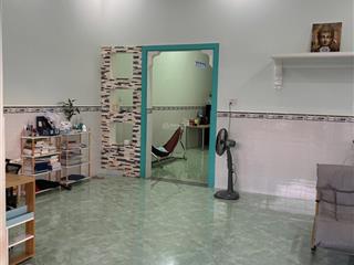 Chính chủ bán nhà mặt tiền mới xây 2pn + sân ô tô  sông ray, cẩm mỹ, đồng nai  giá tốt