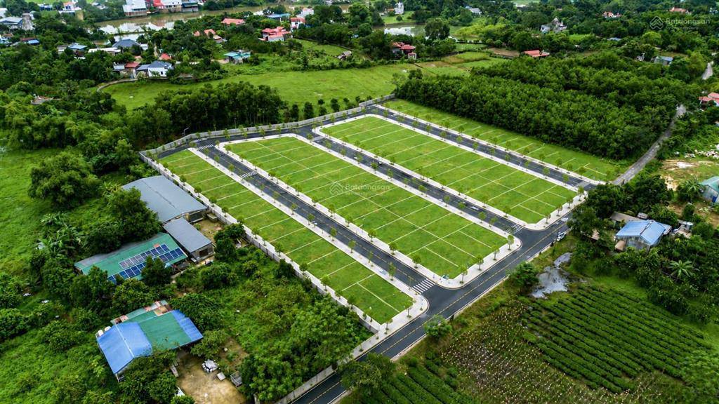 Chính chủ bán lô đất đối diện khu công nghiệp 360ha sẵn sổ,giáp mỹ đức hà nôi chỉ 599tr,full thổ cư