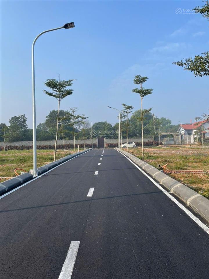 Chính chủ bán lô đất đối diện khu công nghiệp 360ha sẵn sổ,giáp mỹ đức hà nôi chỉ 599tr,full thổ cư