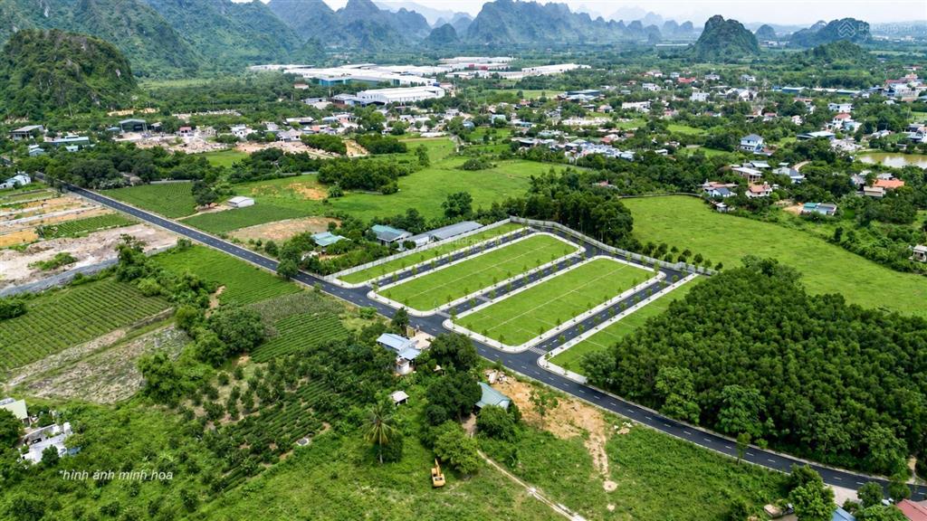 Chính chủ bán lô đất đối diện khu công nghiệp 360ha sẵn sổ,giáp mỹ đức hà nôi chỉ 599tr,full thổ cư