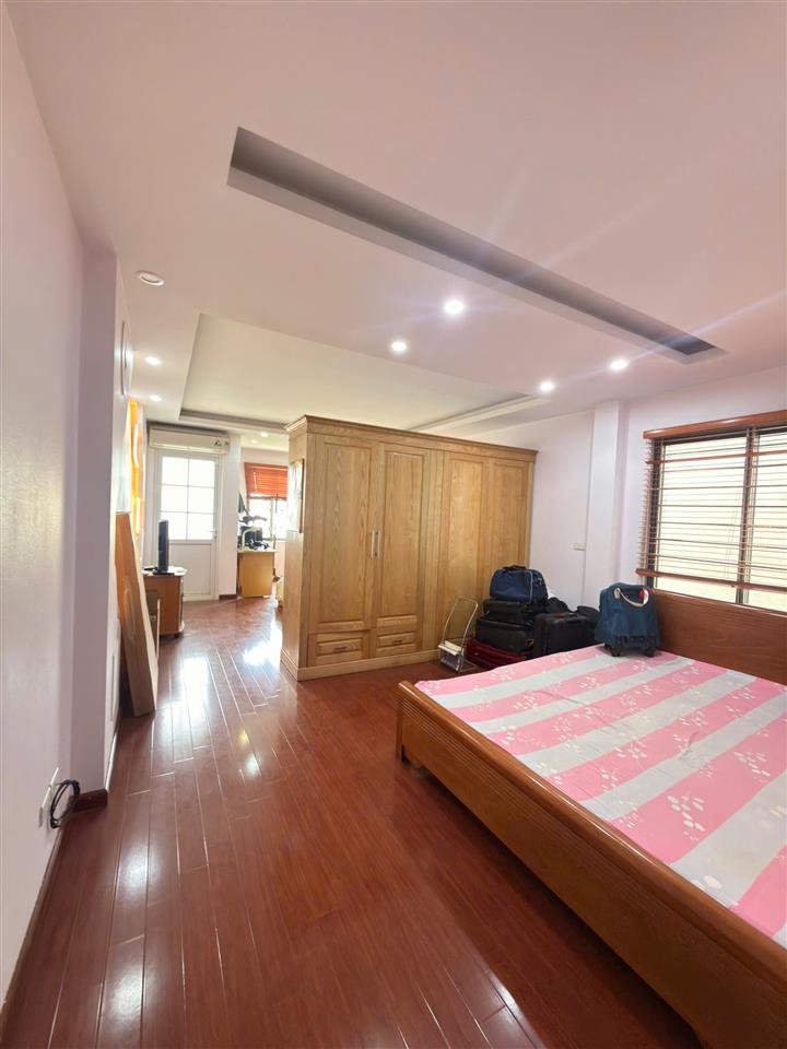 MẶT PHỐ HOÀNG VĂN THÁI – 6 TẦNG THANG MÁY – VỈA HÈ KINH DOANH – GIÁ 18.8 TỶ