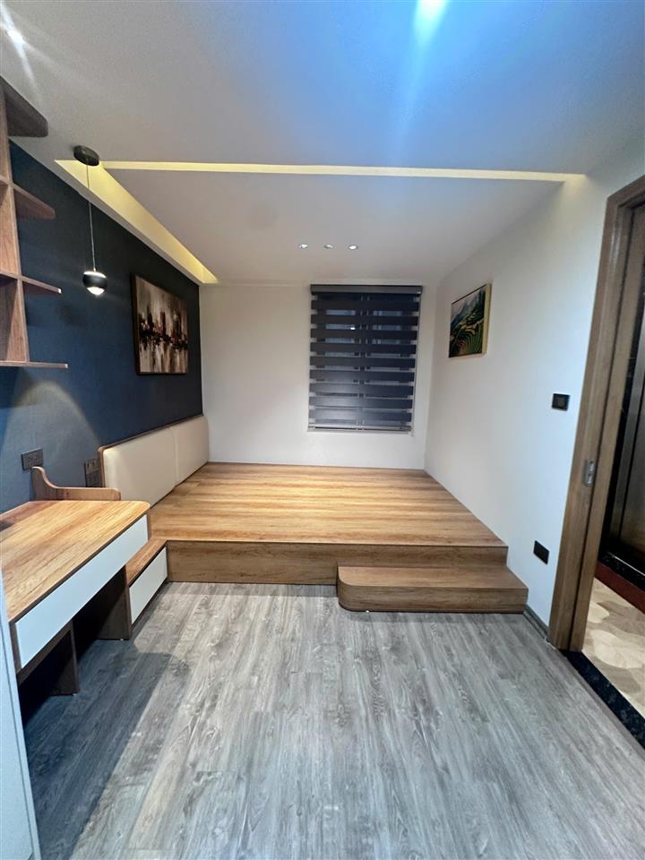 HIẾM BÁN NHÀ TÔN ĐỨC THẮNG ĐỐNG ĐA  30M² – 6 TẦNG THANG MÁY – FULL NỘI THẤT Ở NGAY  8,9