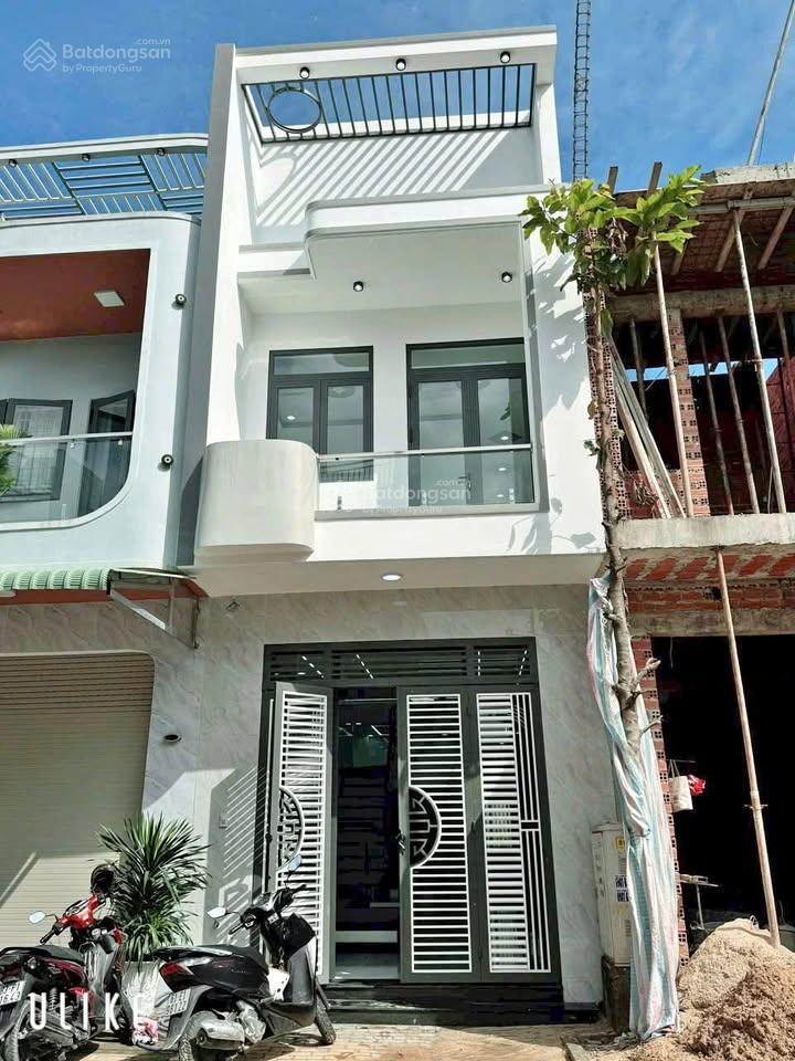 Cắt lỗ bán rẻ nhà gần bến xe q8 và kcn, shr