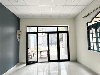 Cẩn bán gấp nhà cấp sạch đẹp  hẻm ô tô mt đường p. linh trung  dt 88m2  giá chỉ 5.5 tỷ tlcc