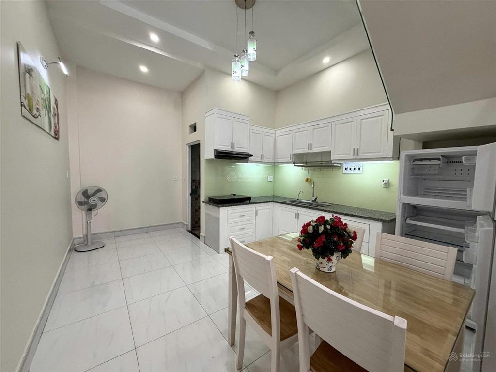 Nhà 3 tầng bình trưng tây q2  hai ô tô tránh nhau diện tích 52 ( 4x12) giá chỉ 7.6 tỷ