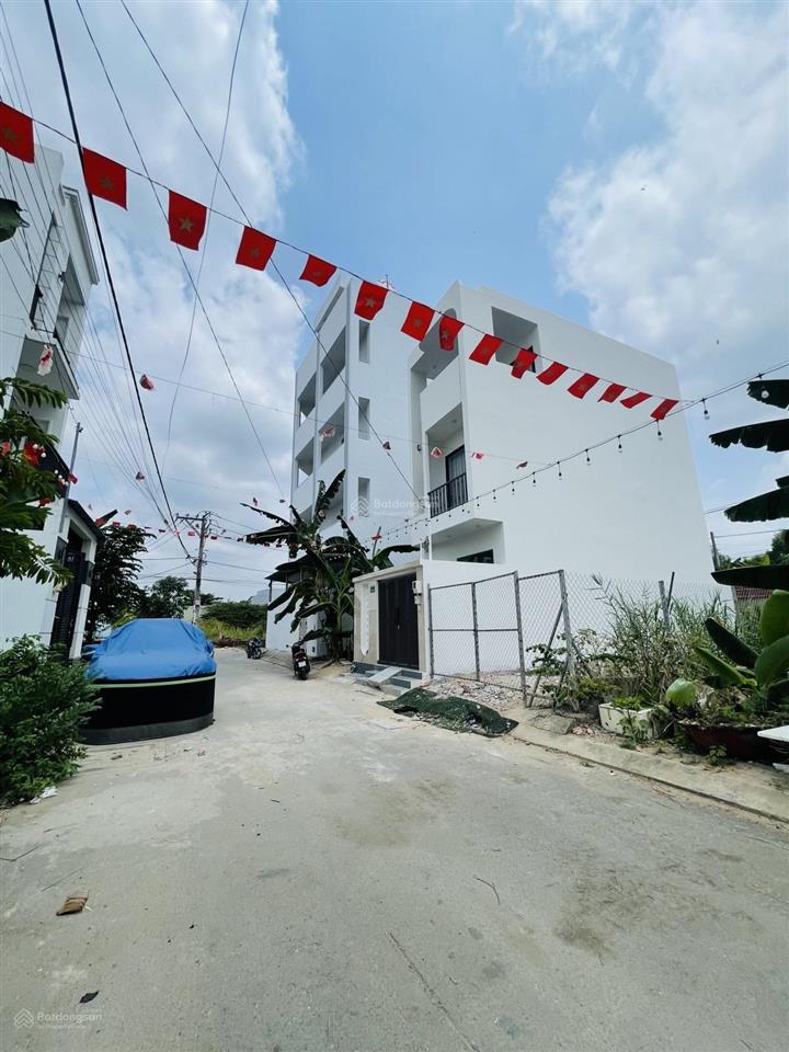 Chủ ngộp bank cần thanh lý gấp lô đất bưng ông thoàn phú hữu diện tích 52 ( 4.1x12.7 ) giá 4.35 tỷ