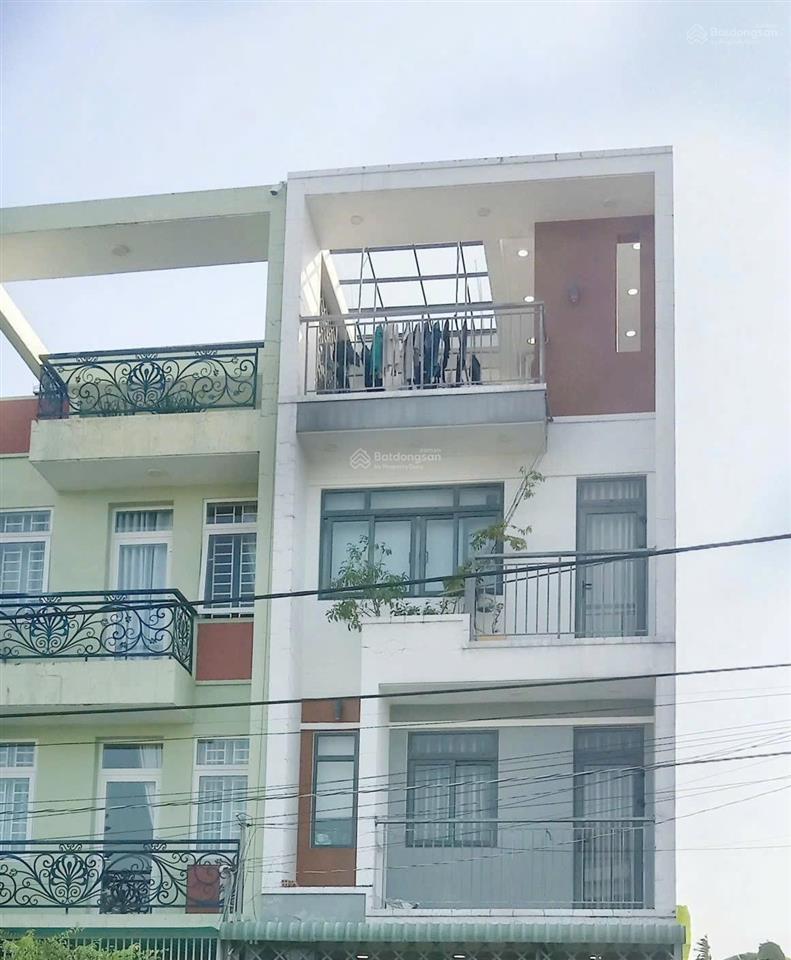 Giảm 1 tỷ còn 7,9 tỷ căn hộ dịch vụ 4 tầng 110m(5x22), 11 phòng, kề bên đh marketing, võ văn hát