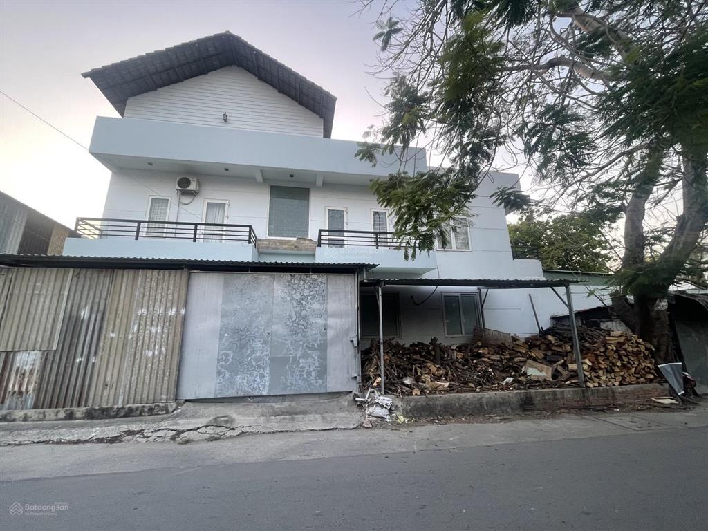 Bán nhà 3 tầng mặt tiền lô góc thạnh mỹ lợi, quận 2 diện tích 87m giá 7.5 tỷ