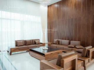 Hoàng hà villa  mũi né 
 biệt thự sân vườn 800m²  gần biển  cho thuê dài hạ