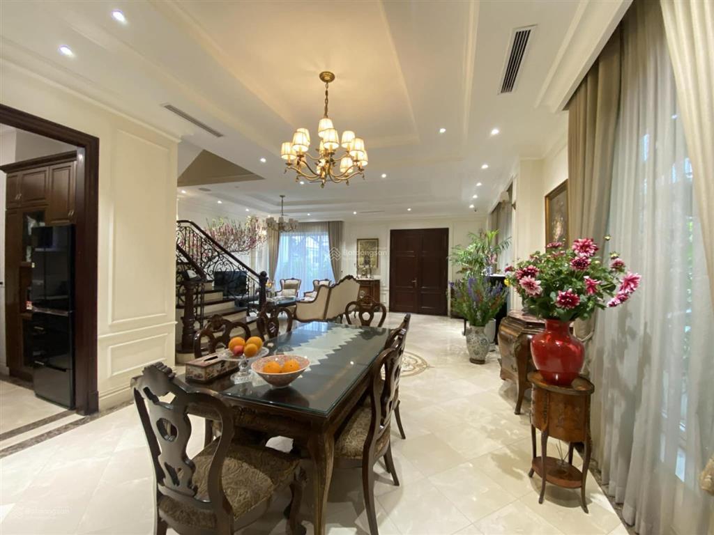 Biệt thự song lập anh đào
vinhomes riverside vượng khí trường tồn .