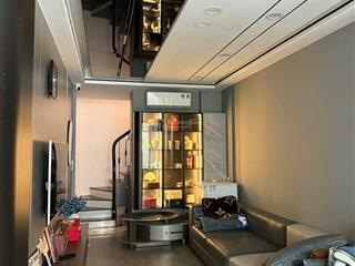 Nhà phố bạch mai ngõ nông  gần phố