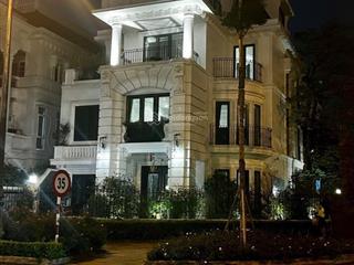 Bán gấp biệt thự ciputra tây hồ 305m2, lô góc, mặt đường đôi