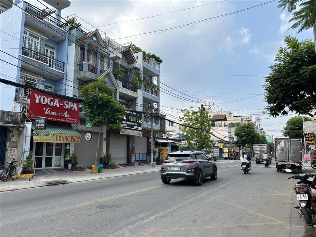 Nhà 2 lầu dt 4x23m mtkd đường dương thị mười (gần bệnh viện q12, chợ hạt điều) giá 11 tỷ