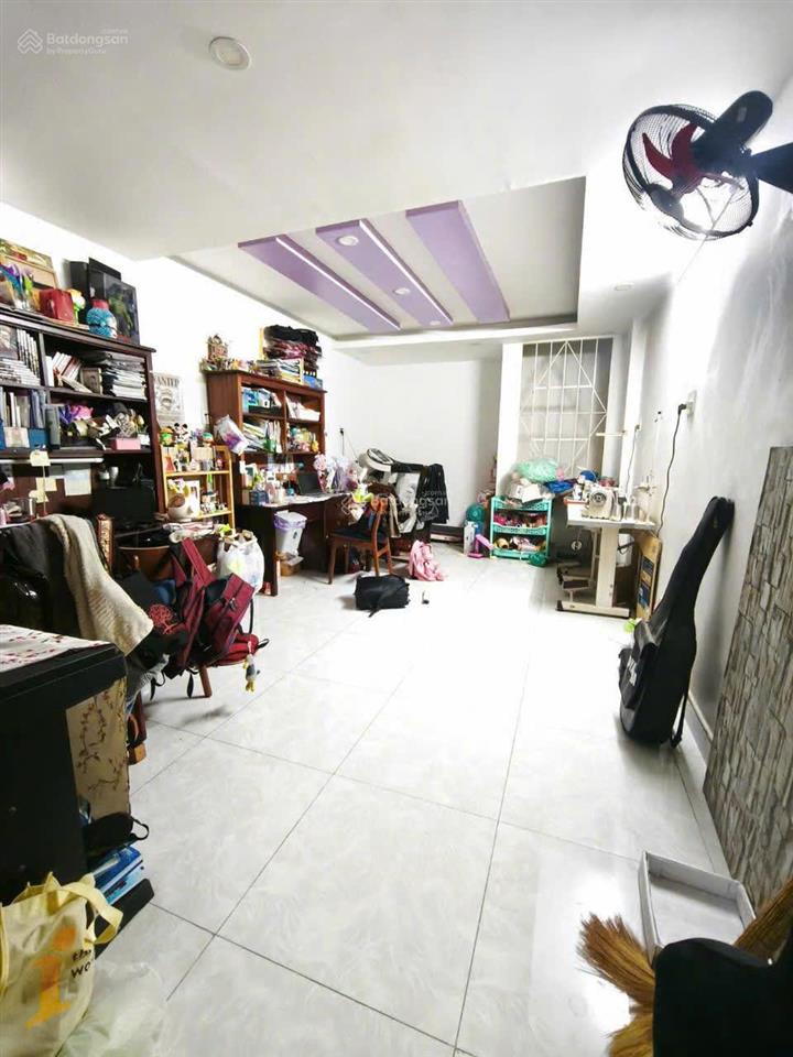 Nhà phố trệt lửng 3 lầu, 1 sẹc gần chợ hiệp thành dt 4x17m giá 5,35 tỷ