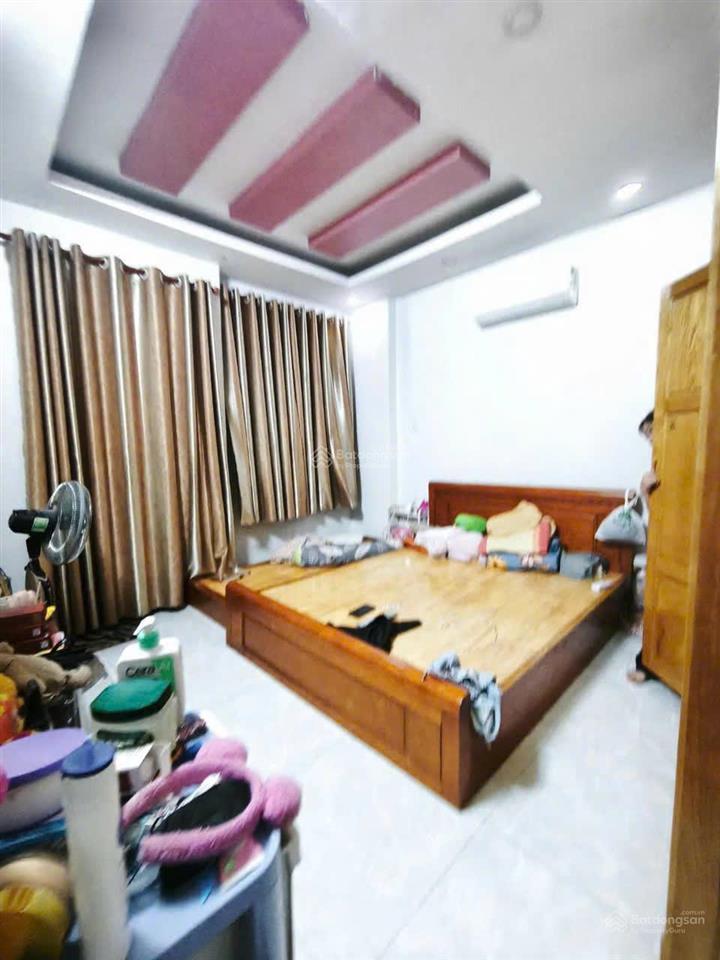 Nhà phố trệt lửng 3 lầu, 1 sẹc gần chợ hiệp thành dt 4x17m giá 5,35 tỷ