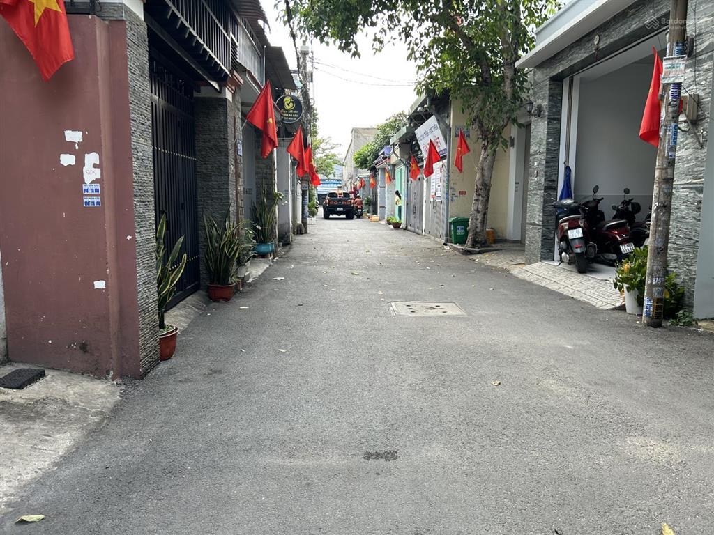 Nhà phố 1 trệt 2 lầu sân thượng tại đường dương thị mười quận 12 dt 5x21m giá 8,8 tỷ