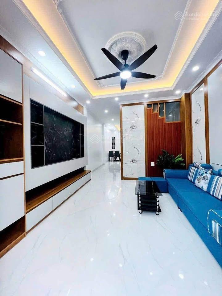 Nhà lô góc hồ tùng mậu 42.6m², mặt tiền 6,6m, 7.25 tỷ, vị trí cực hiếm