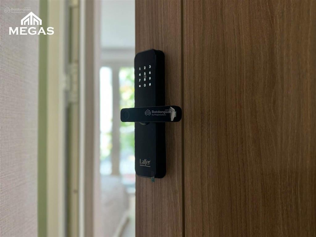 Căn hộ cao cấp  rộng 30m2  ban công  full nội thất  ngay ngã 6 gò vấp