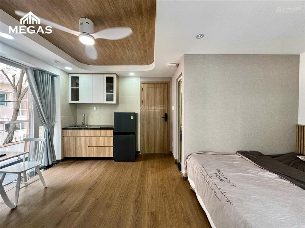 Căn hộ cao cấp  rộng 30m2  ban công  full nội thất  ngay ngã 6 gò vấp